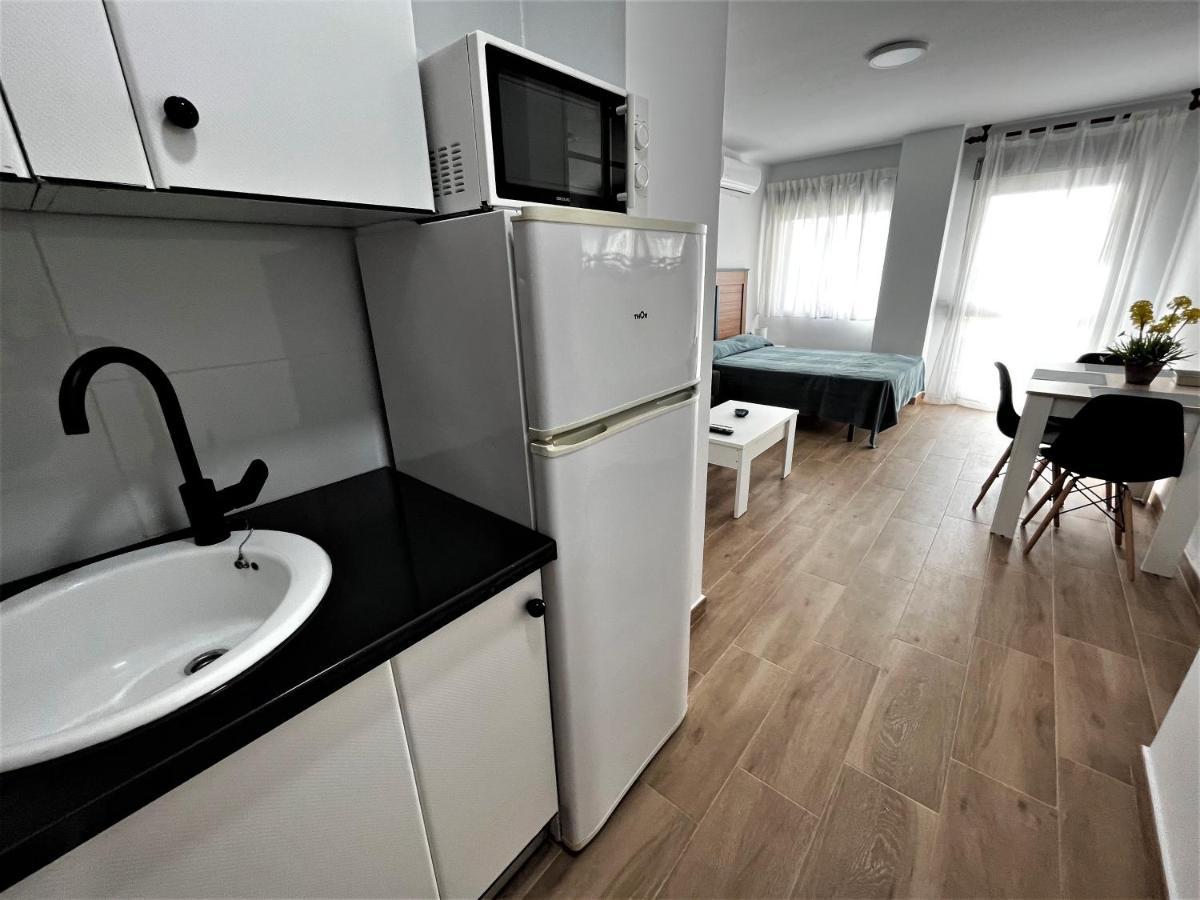 Ver7 - Estudio, Wifi, Fire Stick Amazon, Terraza, Vistas Al Mar, Piscina توريمولينوس المظهر الخارجي الصورة